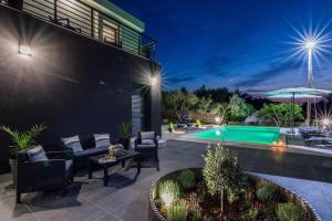 Holiday Home in Ždrelac with Seaview, Terrace, Air condition, WIFI (4652-1)