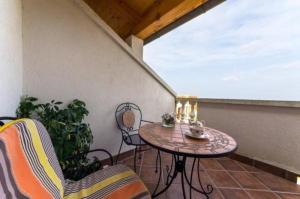 Apartment in Zaton (Zadar) with sea view, terrace, air conditioning, Wi-Fi (4814-2) 
