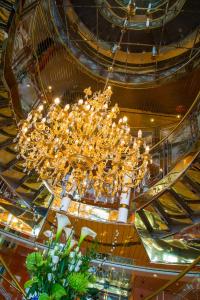 Sunborn London Yacht Hotel