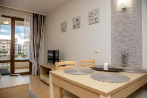 Sunny apartment in a complex with a POOL and GYM by Flаt Manаger