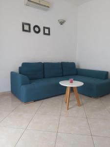 Beautiful apartment 80 m from the sea