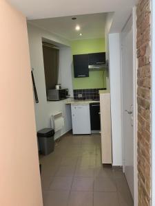 Riverside Promenade apartment S