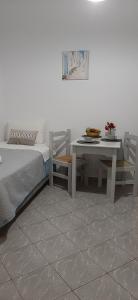 studios MARIA in naoussa paros 2-4 persons