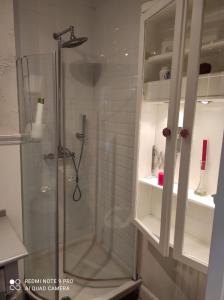 Acogedor piso de 3 habitaciones cerca del metro