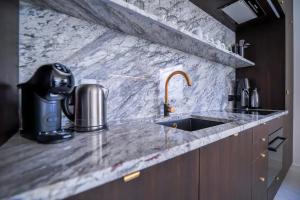 CITYSTAY Dluga Grobla Gdansk Apartment with Sauna