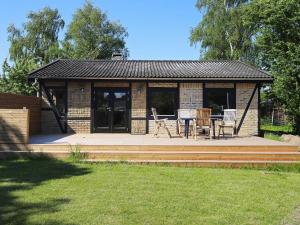 Charming Harbor Cottage-By Traum