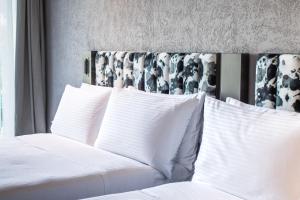 Page148, Page Hotels
