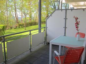 strandnah, Balkon, Sauna- und Schwimmbadnutzung im AHOI Erlebnisbad Sellin gratis - Strandresidenz Brandenburg FeWo 07