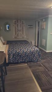 Triple Room room in Sage Motel