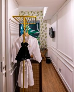 The Classic Maison Attic (The Classic Maison attic)