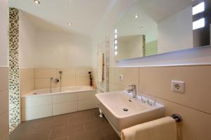Superior Two-Bedroom Apartment room in Business Suiten
