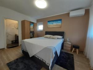 Apartment Hana with a private Pool