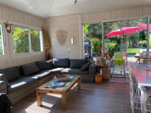 Maisons de vacances Villa piscine chauffee & spa sur le Bassin d Arcachon - proche plage et ocean : photos des chambres