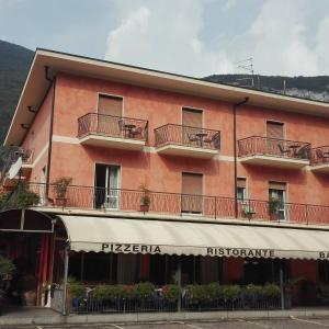 HOTEL BELVEDERE