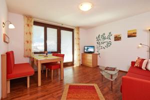 One-Bedroom Apartment with Balcony room in SkyLounge Mayrhofen