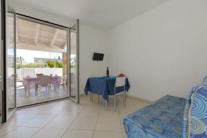 Villette Girovagando by BarbarHouse