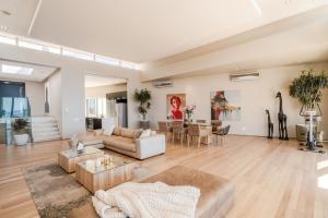 Azamara Luxury Villa - Camps Bay