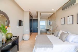 Azamara Luxury Villa - Camps Bay