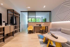 Suite room in Holiday Inn - Andorra an IHG Hotel