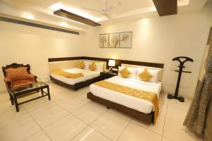 Hotel Amrapali Grand