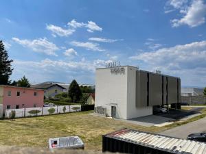 Hotel AT HOME - late arrival self check in