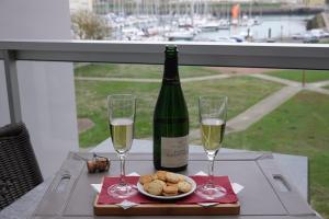 Hotels The Originals Boutique, Hotel Admiral's, Les Sables-d'Olonne : photos des chambres