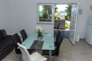 Sea Sound Apartments Rea