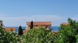 Apartments Karlos 