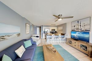 Two-Bedroom Apartment room in New Listing! 6Th-Floor Perch - Peekaboo Gulf Views Condo
