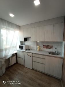 НЕ ВИМИКАЮТЬ СВІТЛО lark apartment