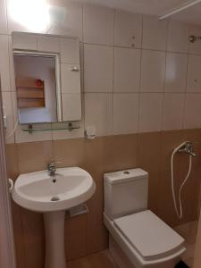 Studio Apartment with Sea View room in Rexhos Studios