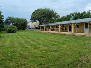 Bridge View House B&B and Restaurant