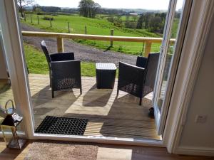 Cleeves Cabins Arran Luxury Lodge with hot tub