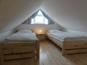 Haus Heckenrose Whg 2 OG