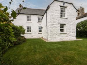 Great Western Farmhouse