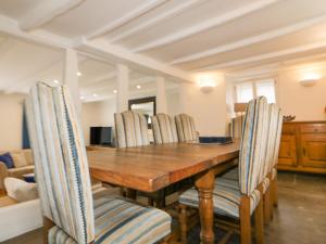 Great Western Farmhouse