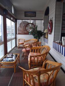 Hotels Les Rochers : photos des chambres