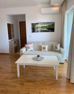 The Magic Sea View Apartments