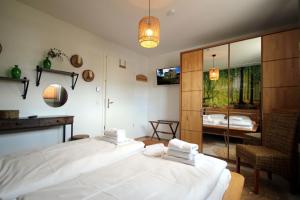 dat twiehuss by Rujana