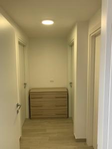 Appartamento fronte mare con giardino