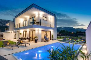 Villa Supernus II 