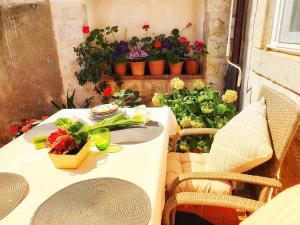 Heart of the City Apartments