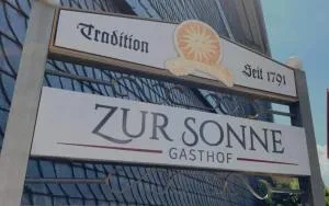 Hotel Zur Sonne - 施塔特阿伦多夫