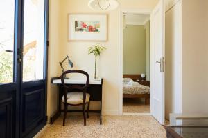 Mosaics Central aprtm with Acropolis View !