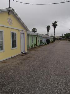 Double Barr Cottages Entire House Port Aransas Tx Deals