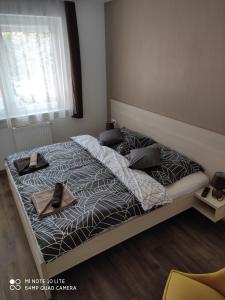 Sweet Home Apartments