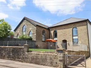 The Old Sunday School - Bream