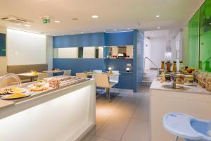 Hotels Ibis Styles Menton Centre : photos des chambres