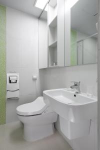 Deluxe Twin Beds Room