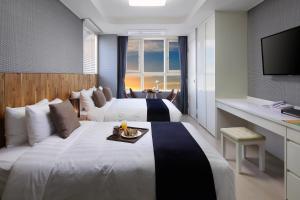 Ever 8 Family Hotel